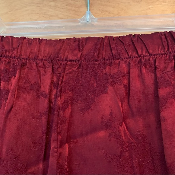 CP Shades rayon red skirt w velvet trim in small - Picture 4 of 13
